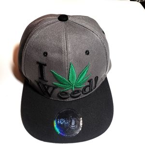 NWT HowD 100% Acrylic Snapback Grey /Black Cap